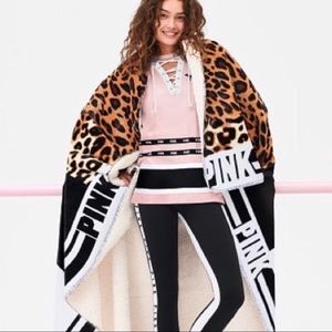 Victoria’s Secret PINK Cheetah Print SHERPA